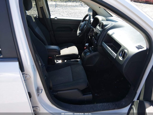 2014 Jeep Compass Sport მანქანა იყიდება აუქციონზე, vin: 1C4NJDBB4ED535731, აუქციონის ნომერი: 44896993