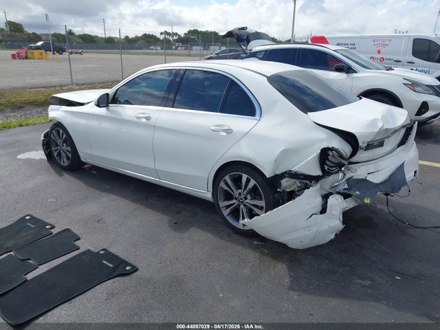 44897029 :رقم المزاد ، W1KWF8DB2LR576519 vin ، 2020 Mercedes-benz C 300 مزاد بيع