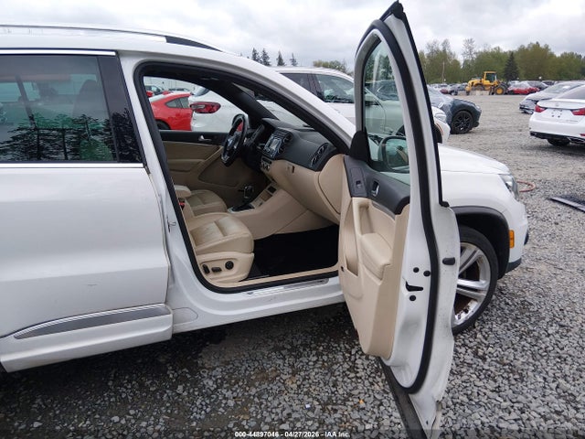 44897046 :رقم المزاد ، WVGAV3AX3EW119907 vin ، 2014 Volkswagen Tiguan R-line مزاد بيع