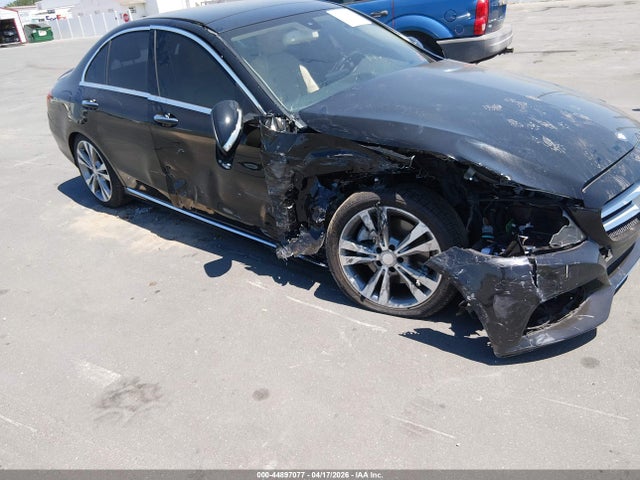 Продажа на аукционе авто 2015 Mercedes-benz C 300, vin: 55SWF4JB2FU051525, номер лота: 44897077