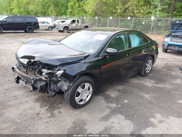 2017 Toyota Camry Le მანქანა იყიდება აუქციონზე, vin: 4T1BF1FK8HU310533, აუქციონის ნომერი: 44897110