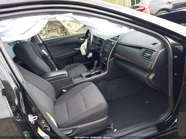2017 Toyota Camry Le მანქანა იყიდება აუქციონზე, vin: 4T1BF1FK8HU310533, აუქციონის ნომერი: 44897110