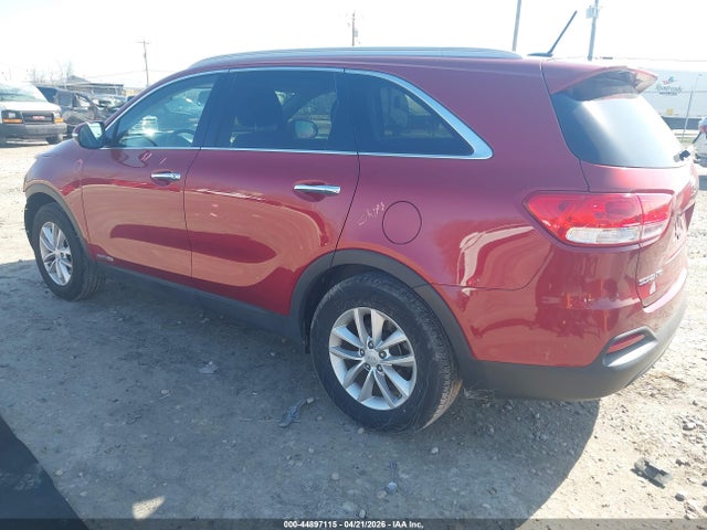 44897115 :رقم المزاد ، 5XYPGDA58HG208130 vin ، 2017 Kia Sorento 3.3l Lx مزاد بيع