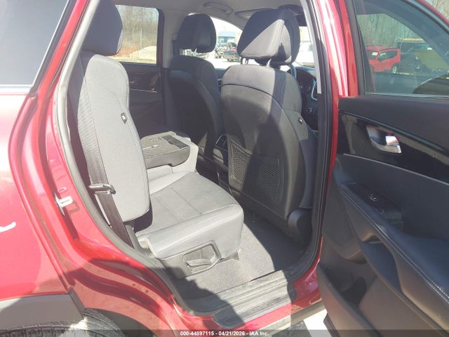 44897115 :رقم المزاد ، 5XYPGDA58HG208130 vin ، 2017 Kia Sorento 3.3l Lx مزاد بيع