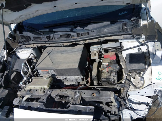 1N4AZ1CP4JC302177 Nissan LEAF SV