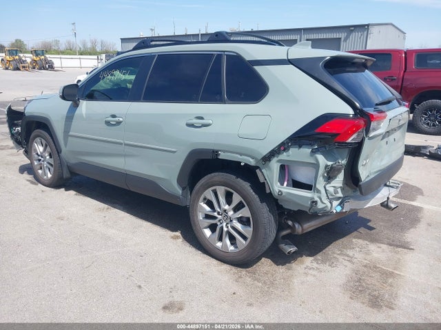 Toyota Rav4 Xle Premium 2023 JTMC1RFV4PD105998 Image 3