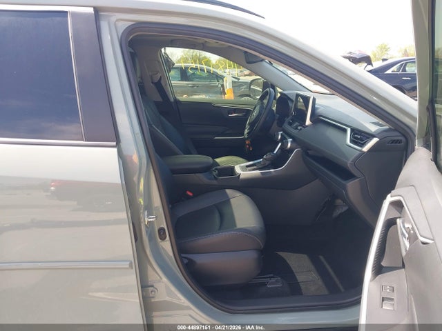 Toyota Rav4 Xle Premium 2023 JTMC1RFV4PD105998 Image 5