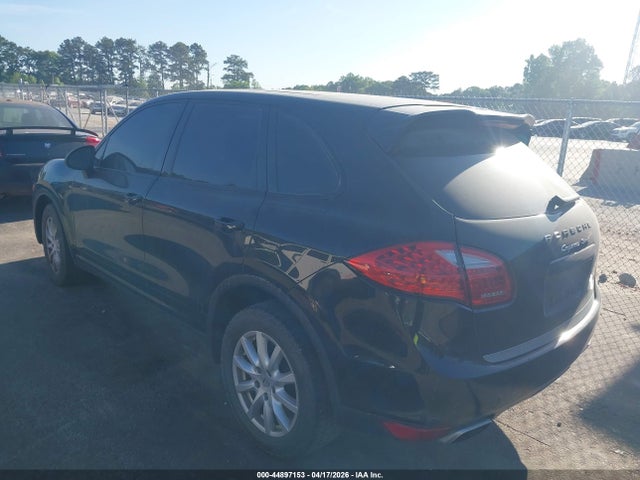 2011 PORSCHE CAYENNE WP1AA2A23BLA03780 Photo 2