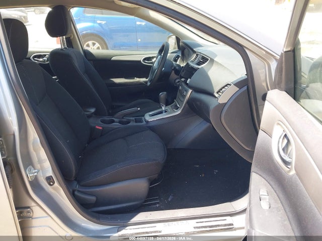 2014 Nissan Sentra S მანქანა იყიდება აუქციონზე, vin: 3N1AB7APXEY240661, აუქციონის ნომერი: 44897159
