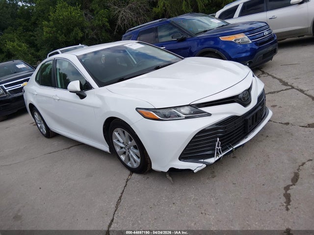 4T1B11HKXKU242612 Toyota CAMRY LE