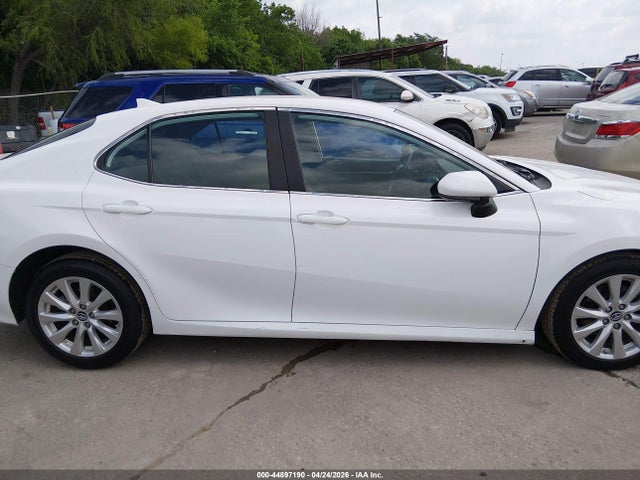 4T1B11HKXKU242612 Toyota CAMRY LE