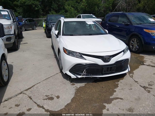 4T1B11HKXKU242612 Toyota CAMRY LE