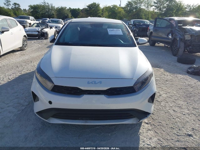 3KPF24AD2PE638698 KIA Forte Lxs