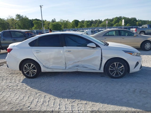 3KPF24AD2PE638698 KIA Forte Lxs