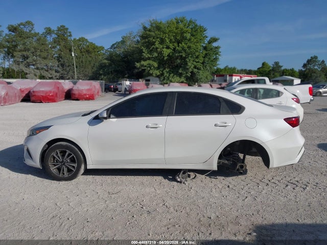 3KPF24AD2PE638698 KIA Forte Lxs