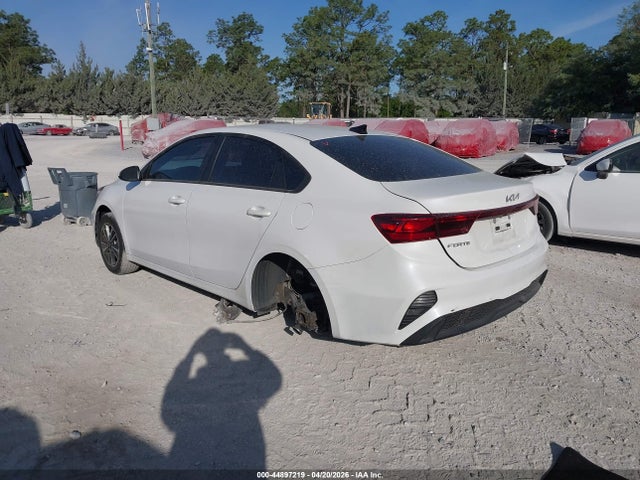 3KPF24AD2PE638698 KIA Forte Lxs