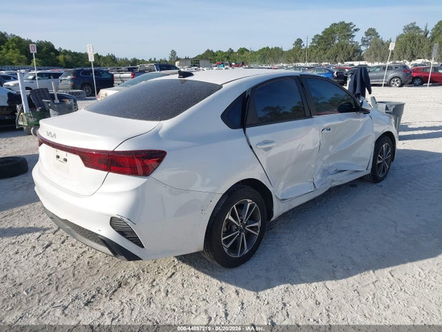 3KPF24AD2PE638698 KIA Forte Lxs