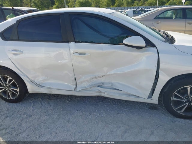 3KPF24AD2PE638698 KIA Forte Lxs
