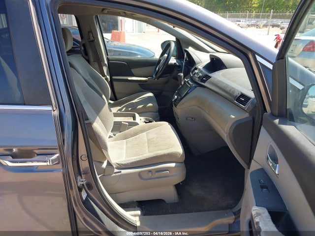 2016 Honda Odyssey Se მანქანა იყიდება აუქციონზე, vin: 5FNRL5H38GB141825, აუქციონის ნომერი: 44897253