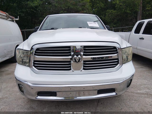 44897296 :رقم المزاد ، 1C6RR6LT6JS341079 vin ، 2018 Ram 1500 Lone Star  4x2 5'7 Box مزاد بيع