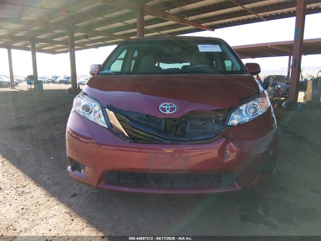 Продажа на аукционе авто 2012 Toyota Sienna Le V6 8 Passenger, vin: 5TDKK3DC8CS187806, номер лота: 44897312