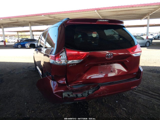 Продажа на аукционе авто 2012 Toyota Sienna Le V6 8 Passenger, vin: 5TDKK3DC8CS187806, номер лота: 44897312