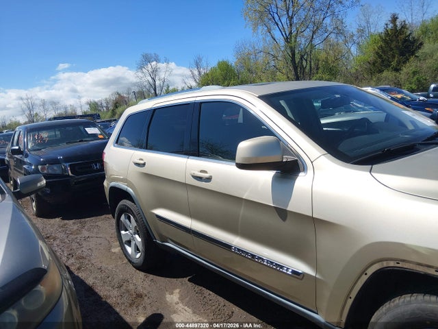 Продажа на аукционе авто 2011 Jeep Grand Cherokee Laredo, vin: 1J4RS4GG8BC739494, номер лота: 44897320