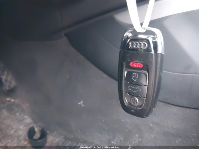 Продажа на аукционе авто 2015 Audi Allroad 2.0t Premium, vin: WA1TFAFL0FA010012, номер лота: 44897328