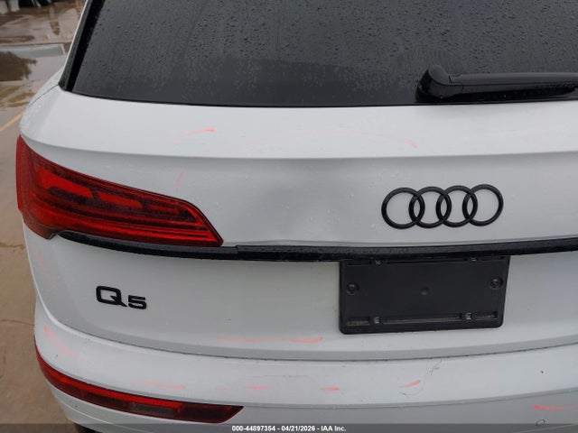 Aukcja sprzedaży 2023 Audi Q5 Prestige 45 Tfsi S Line Quattro S Tronic, vin: WA1FAAFY0P2112929, numer aukcji: 44897354