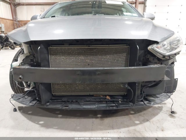 Aukcja sprzedaży 2018 Hyundai Elantra Value Edition, vin: KMHD84LF5JU567098, numer aukcji: 44897359