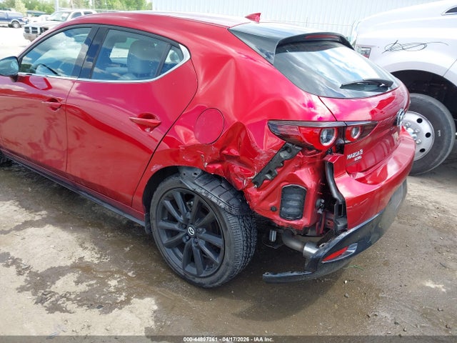 JM1BPBJY8P1616909 Mazda Mazda3 2.5 Turbo