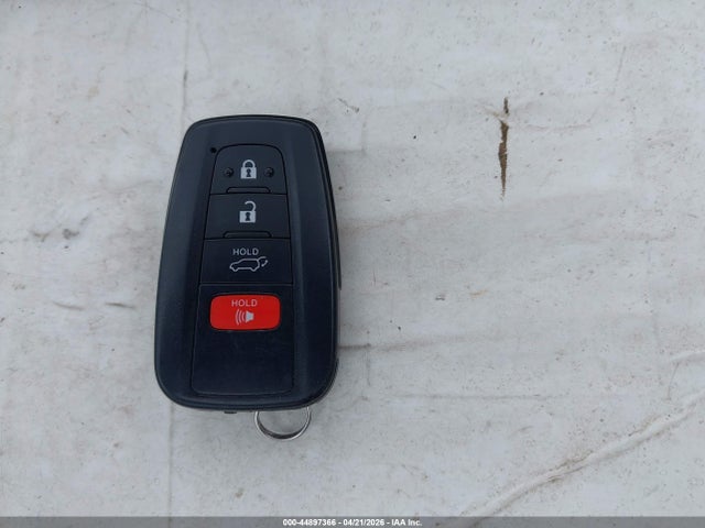 JTM16RFV3PD549057 Toyota Rav4 Hybrid Se