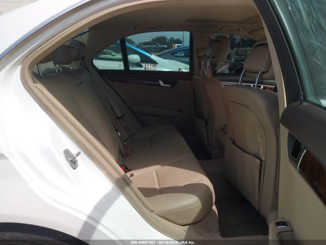 Aukcja sprzedaży 2014 Mercedes-benz C 250 Sport, vin: WDDGF4HB3EG229593, numer aukcji: 44897367