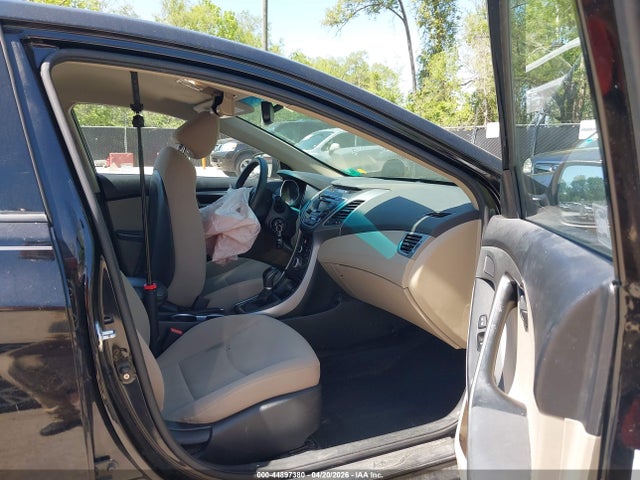 Продаж на аукціоні авто 2016 Hyundai Elantra Se, vin: KMHDH4AE5GU545461, номер лоту: 44897380