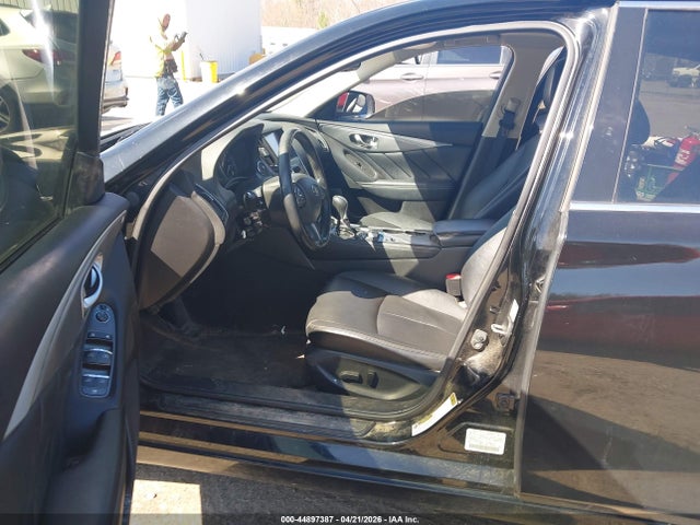 2015 Infiniti Q50 Premium მანქანა იყიდება აუქციონზე, vin: JN1BV7ARXFM399438, აუქციონის ნომერი: 44897387