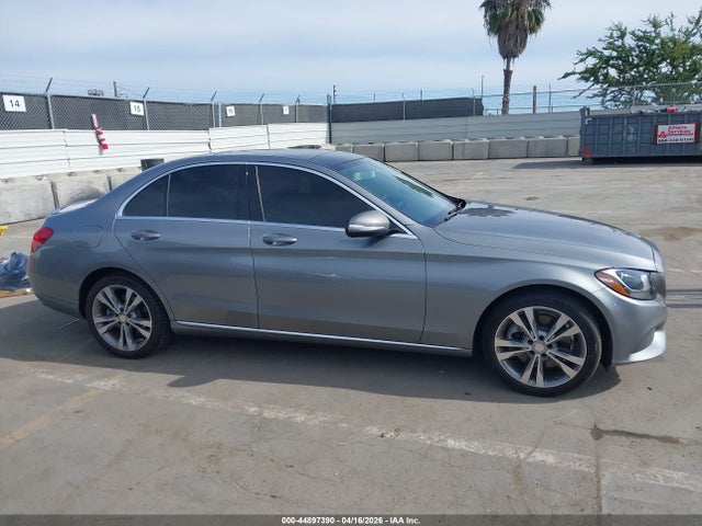 Aukcja sprzedaży 2015 Mercedes-benz C 300 Luxury 4matic, vin: 55SWF4KB9FU040469, numer aukcji: 44897390