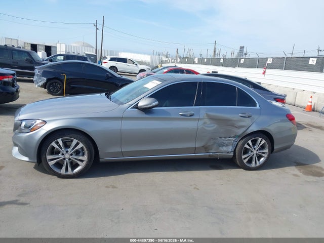 Aukcja sprzedaży 2015 Mercedes-benz C 300 Luxury 4matic, vin: 55SWF4KB9FU040469, numer aukcji: 44897390