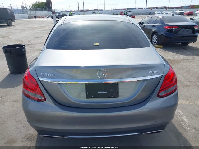 Aukcja sprzedaży 2015 Mercedes-benz C 300 Luxury 4matic, vin: 55SWF4KB9FU040469, numer aukcji: 44897390