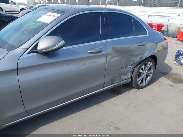 Aukcja sprzedaży 2015 Mercedes-benz C 300 Luxury 4matic, vin: 55SWF4KB9FU040469, numer aukcji: 44897390