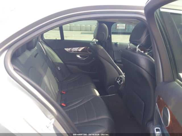 Aukcja sprzedaży 2015 Mercedes-benz C 300 Luxury 4matic, vin: 55SWF4KB9FU040469, numer aukcji: 44897390