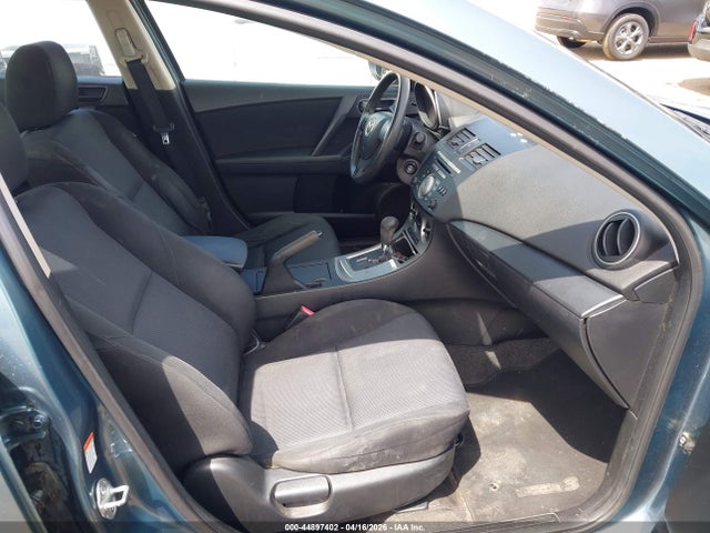 44897402 :رقم المزاد ، JM1BL1UF7B1391794 vin ، 2011 Mazda Mazda3 I Sport مزاد بيع