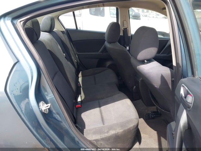 44897402 :رقم المزاد ، JM1BL1UF7B1391794 vin ، 2011 Mazda Mazda3 I Sport مزاد بيع