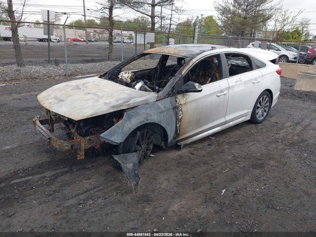 Продажа на аукционе авто 2016 Hyundai Sonata Sport, vin: 5NPE34AF0GH355643, номер лота: 44897442