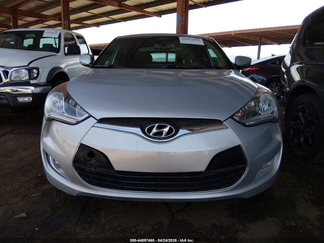 Продажа на аукционе авто 2016 Hyundai Veloster, vin: KMHTC6AD7GU285299, номер лота: 44897460
