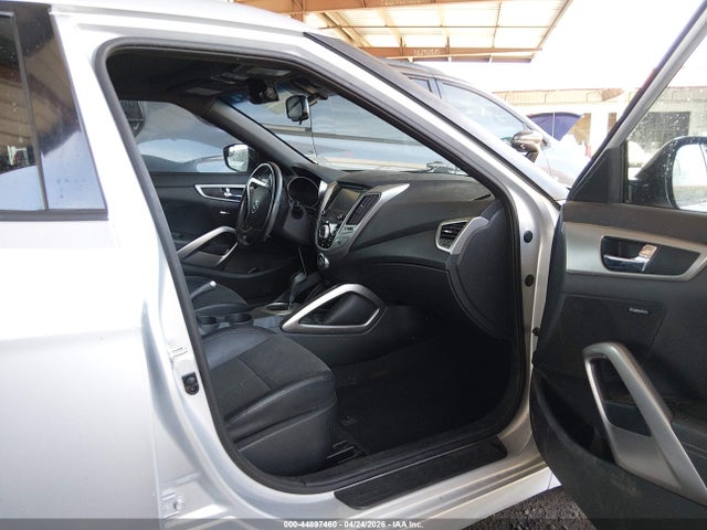 Продажа на аукционе авто 2016 Hyundai Veloster, vin: KMHTC6AD7GU285299, номер лота: 44897460