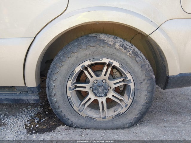 Продаж на аукціоні авто 2005 Lincoln Navigator, vin: 5LMFU28505LJ11060, номер лоту: 44897470