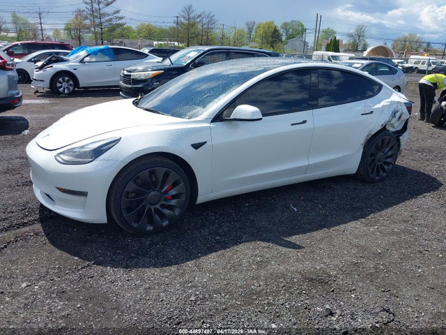 2022 Tesla Model 3 Performance Dual Motor All-wheel Drive მანქანა იყიდება აუქციონზე, vin: 5YJ3E1EC7NF237973, აუქციონის ნომერი: 44897487