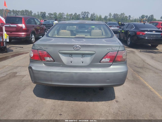 2002 Lexus Es 300 მანქანა იყიდება აუქციონზე, vin: JTHBF30G920077389, აუქციონის ნომერი: 44897513