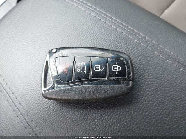 Aukcja sprzedaży 2016 Hyundai Santa Fe Sport 2.4l, vin: 5XYZUDLBXGG319975, numer aukcji: 44897515