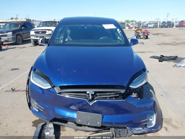 Продаж на аукціоні авто 2018 Tesla Model X 100d/75d/p100d, vin: 5YJXCAE21JF102478, номер лоту: 44897567